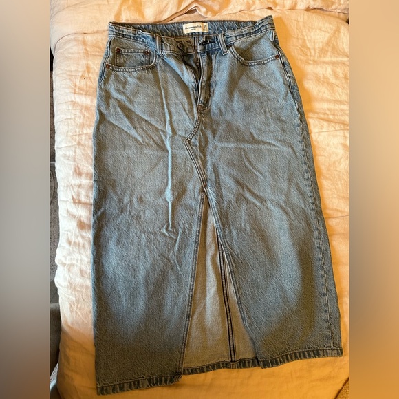Abercrombie Denim Midi Skirt - Picture 4 of 9
